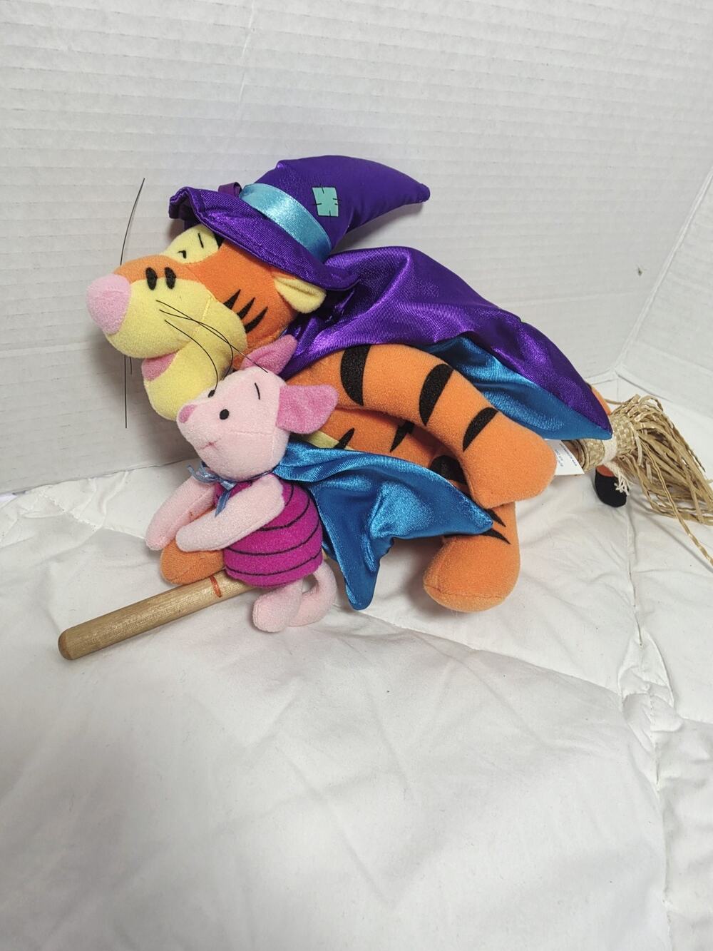 Halloween Pooh Tigger Witch With Piglet On Broom Plush 8" Applause Tag Vtg 90's